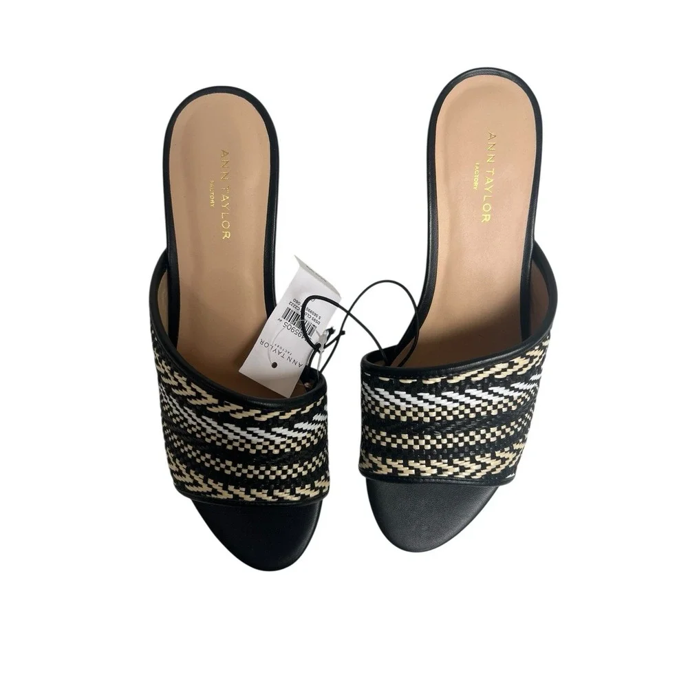 Ann Taylor Womens Black Woven Slip on Slides Open Toe Wedge‎ Sandals Size 6M EUC
